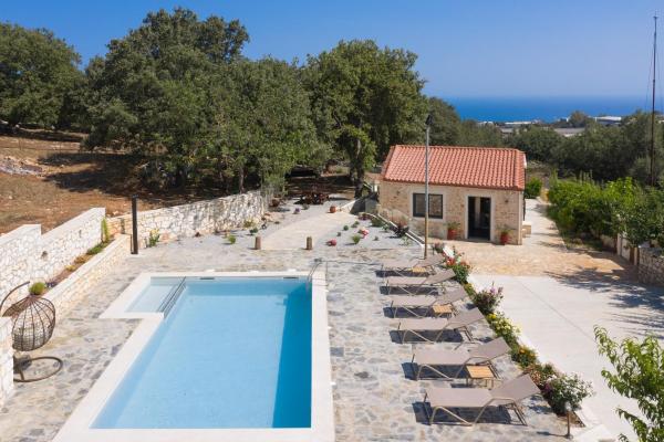 A la foto es mostra l'objecte Mouria Country House situat a la ciutat de Somatás.