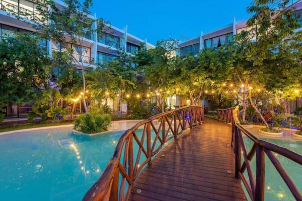 Na zdjęciu widoczny jest obiekt Lujoso Departamento con Jacuzzi Privado położony w mieście Tulum.