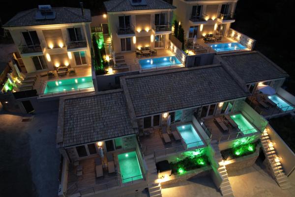A la foto es mostra l'objecte Elais Luxury Villas situat a la ciutat de Parga.
