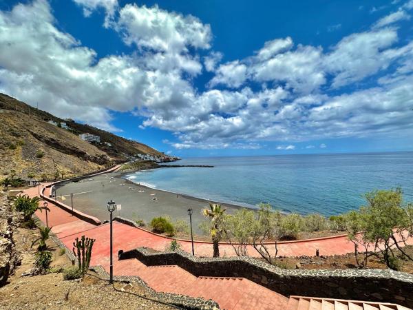 A la foto es mostra l'objecte Radazul Views House situat a la ciutat de Radazul.