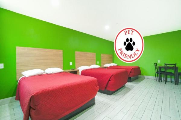En la foto se muestra el objeto Plaza Motel Corpus Christi by OYO ubicado en la ciudad de Flour Bluff.