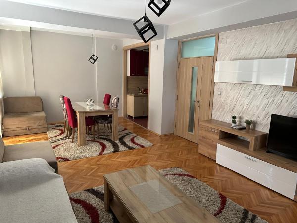 På billedet ses objektet Dada Lux beliggende i byen Kumanovo.
