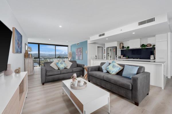 Kuva 8: Circle on Cavill Contemporary Luxury and Spacious Three Bedroom Apartment