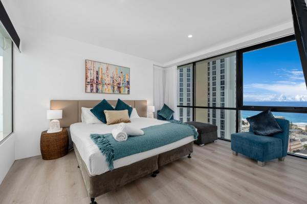 Kuva 4: Circle on Cavill Contemporary Luxury and Spacious Three Bedroom Apartment