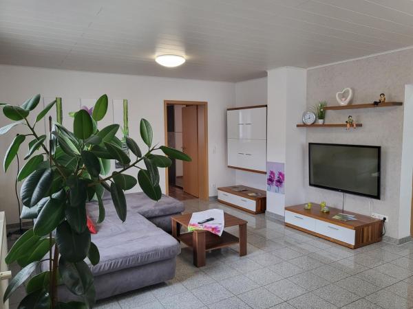 Na fotografii je vidět objekt Ferienwohnung Schardt nacházející se ve městě Queichhambach.