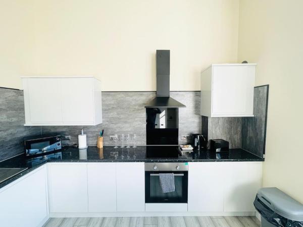 Foto 3: Large Flat in Edinburgh F2 with Mountain View