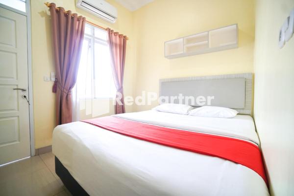Indah Residence Syariah Mitra RedDoorz, Dżakarta