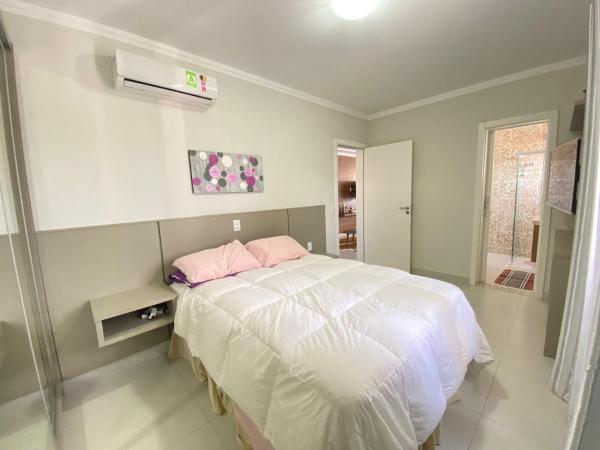 Foto 7: 451 - Lindo Apartamento de 3 dormitórios na praia de Bombas