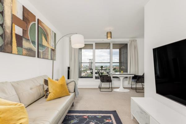 Khayat Homes - The Ferry - Two Bed, Londra