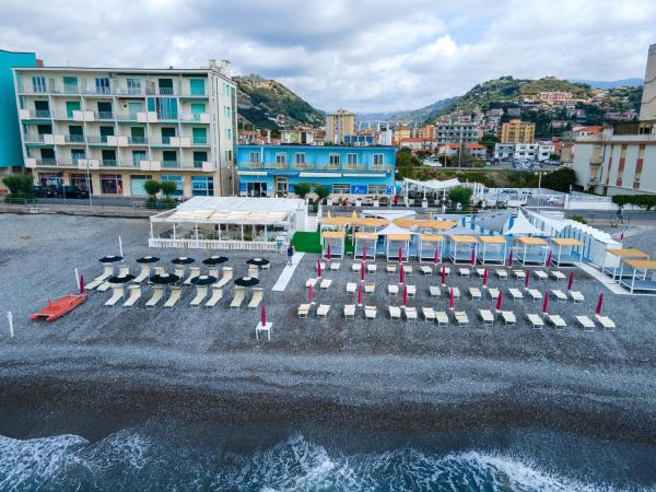 A la foto es mostra l'objecte Hotel Piccolo Paradiso situat a la ciutat de Bordighera.