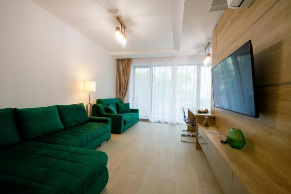 Green Luxury Apartment Lake On, Mamaia