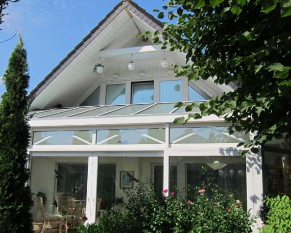 A la foto es mostra l'objecte Schöne Ferienwohnung im HAUS SONNENGARTEN mit WLAN und Parkplatz in Achim bei Bremen situat a la ciutat de Uphusen.