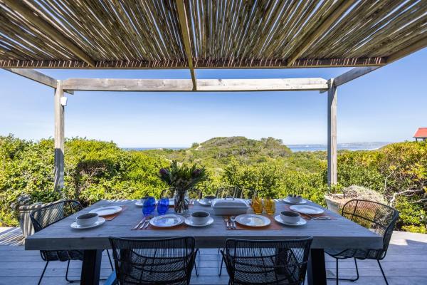 Penguin Seaside Cottage - Plettenberg Bay