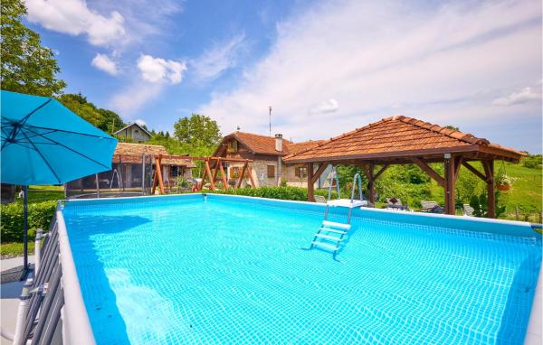 2 Bedroom Pet Friendly Home In Hrastovica - Sisak