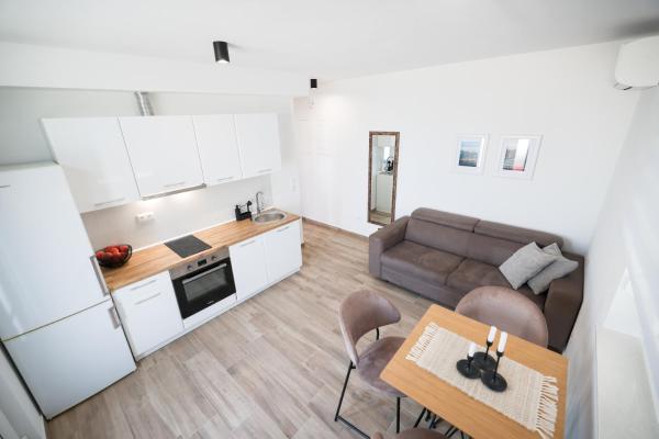 Na fotografii je vidět objekt Duo Soles - Apartments with private parking near Zadar nacházející se ve městě Murvica.