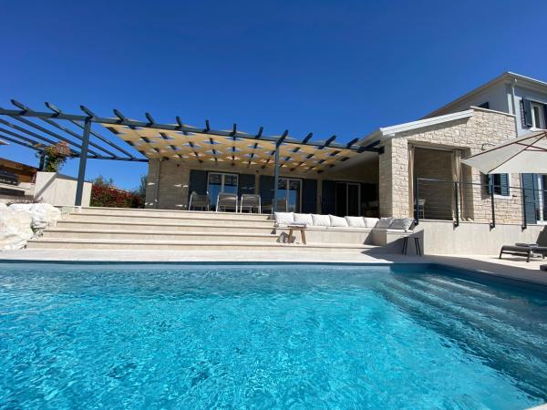Kuvassa näkyy kohde Villa Tina Maria with seaview near Porec, joka sijaitsee kaupungissa Markovac.