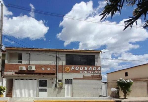 Nella foto è visibile l'oggetto POUSADA RODRIGUES situato nella città di Trindade.