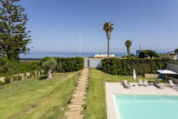 A la foto es mostra l'objecte Dimora di Eos - IsulaTravel situat a la ciutat de Noto.