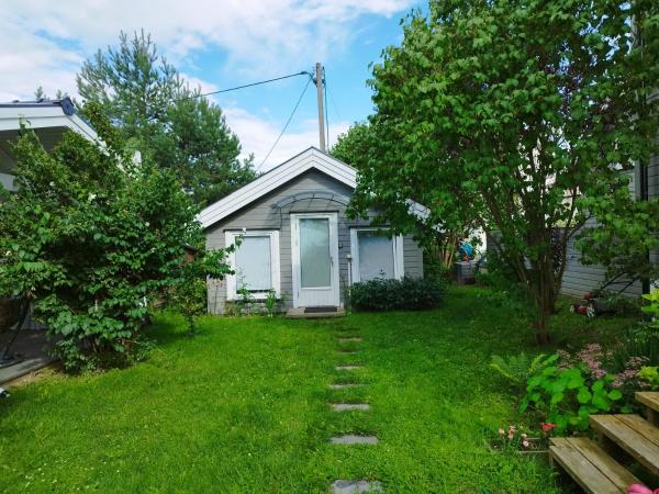Na zdjęciu widoczny jest obiekt Guest House in the Garden położony w mieście Vestfossen.