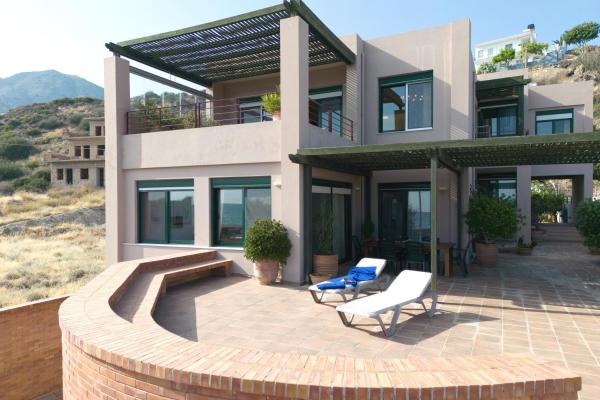A la foto es mostra l'objecte Marisia Apartment situat a la ciutat de Keratokampos.