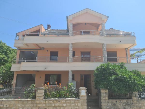 Auf dem Foto ist das Objekt Apartman Trebinje in der Stadt Trebinje zu sehen.