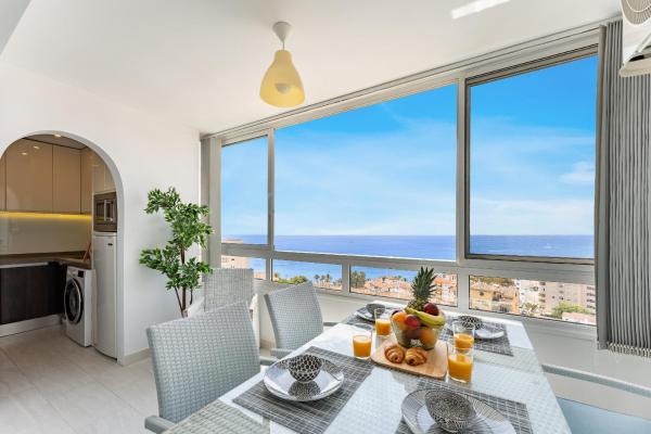 Coastal Charm Renovated 2bed Apt, Pool, Sea Views - Benalmádena