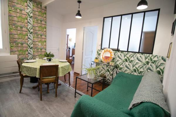 FLC-2 ROOMS, 6p, Lift, Balconies, Quiet, STATION 5 mins, Marseille