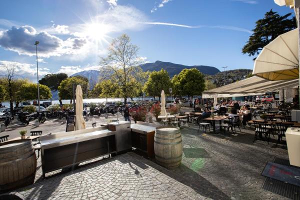 På billedet ses objektet Osteria Ascona beliggende i byen Ascona.