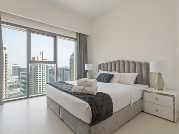 Foto 2: Pleasing 1BR in Burj Royale - Downtown Dubai