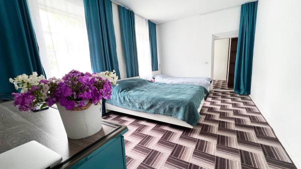 A la foto es mostra l'objecte Surf Dacha Guest House situat a la ciutat de Dzhol-Golot.