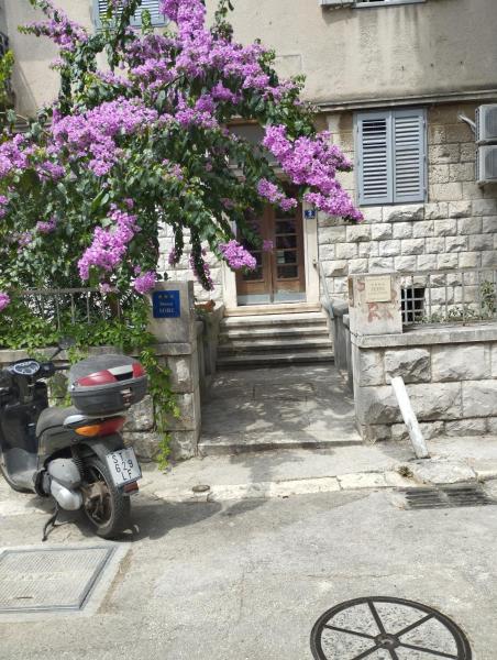 Bugenvilija Apartment - Split