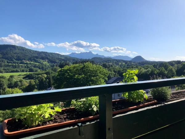 Na fotografii je vidět objekt Cozy Apartment with a wonderful Panoramic View nacházející se ve městě Goritschach.