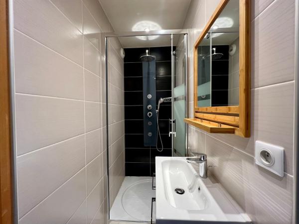Zdjęcie 6: Spacious & modern flat close to Parc Monceau