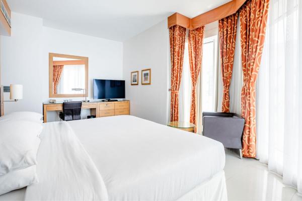 Foto 8: Four Points by Sheraton Bur Dubai