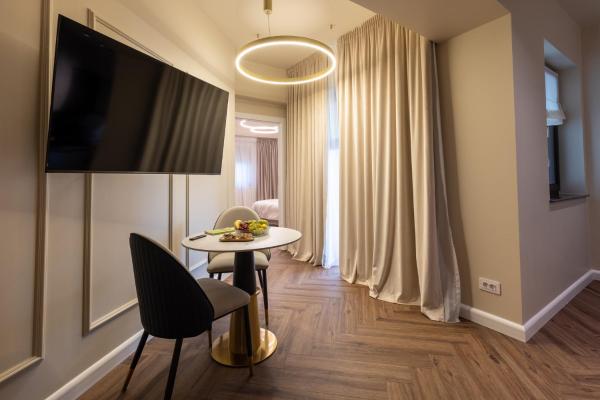 A la foto es mostra l'objecte Calea Floreasca 77 Aparthotel 1 situat a la ciutat de Bucarest.