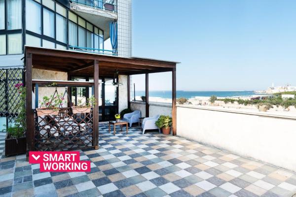 A la foto es mostra l'objecte Lighthouse View Apartment by Wonderful Italy situat a la ciutat de Bari.