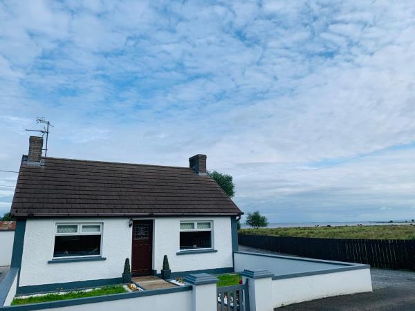 A la foto es mostra l'objecte Farsnagh Cottage situat a la ciutat de Coagh.