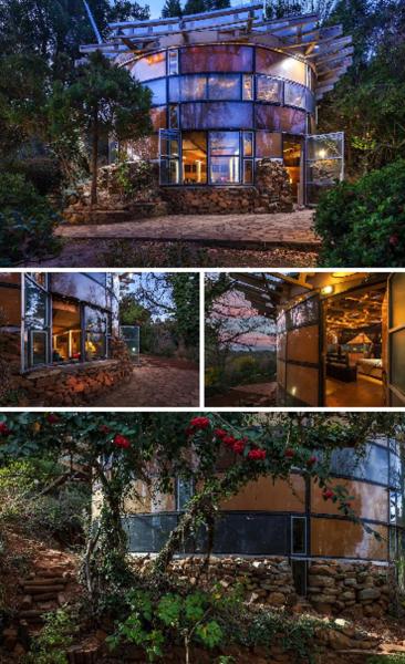 Na foto é possível ver o objeto The Lantern @ Fantasia localizado na cidade de Hogsback.