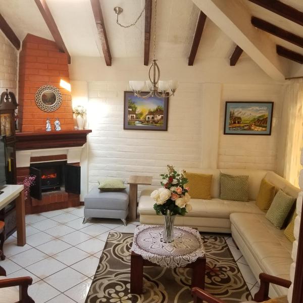 A la foto es mostra l'objecte HERMOSA Y COMODA CASA FAMILIAR EN Baños situat a la ciutat de Baños.