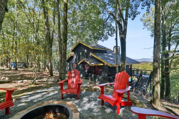 Welcome To The Pine Ridge Retreat! - Beech Mountain, NC