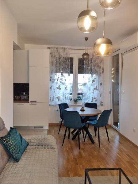 A la foto es mostra l'objecte Apartman Boomerang Banja Luka situat a la ciutat de Hiseti.