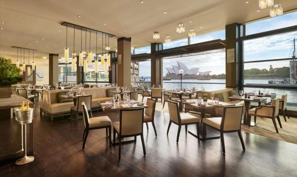 Na zdjęciu widoczny jest obiekt Park Hyatt Sydney położony w mieście Sydney.