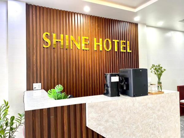 Shine Hotel, Hue