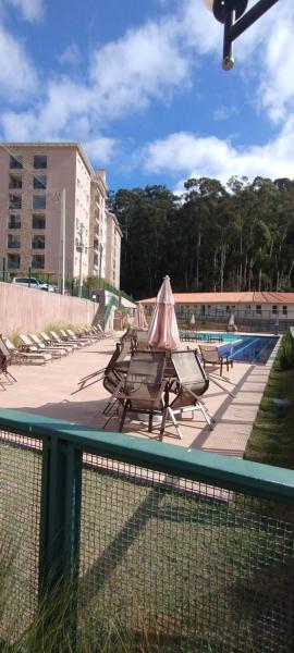 A la foto es mostra l'objecte Apto Cenário de Montanha situat a la ciutat de Petrópolis.