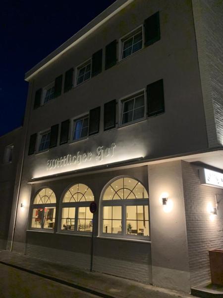 På billedet ses objektet Hotel Wittlicher Hof beliggende i byen Wittlich.