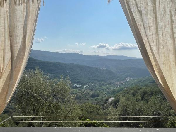 På billedet ses objektet Holiday Home Casa Norvegia by Interhome beliggende i byen Valloria.