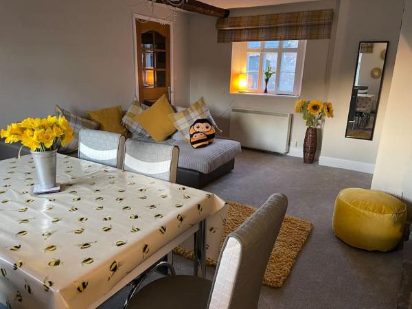 A la foto es mostra l'objecte Yew Tree Cottage, 3 bedroom, 4 Church Row Defynnog situat a la ciutat de Devynock.