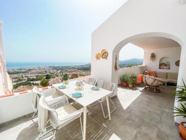 A la foto es mostra l'objecte Exclusive apartment with Nerjas biggest pool situat a la ciutat de El Molino.