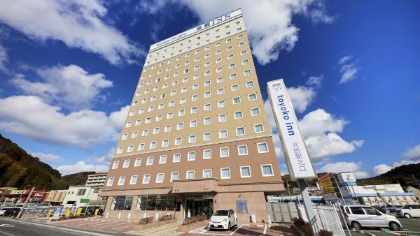 På bilden syns objektet Toyoko Inn Hamada eki Kita guchi som ligger i staden Hamada.