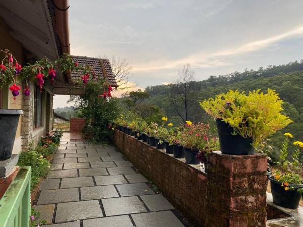 写真にはPykāra市にあるThendral: Delightful homestay on a hill near Ootyが写っています。